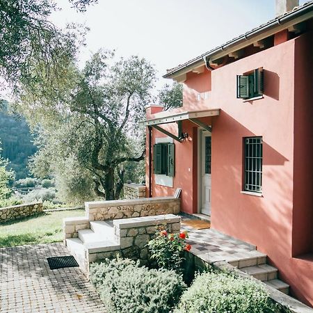 La Casa Rossa Villa Áyios Nikítas Dış mekan fotoğraf
