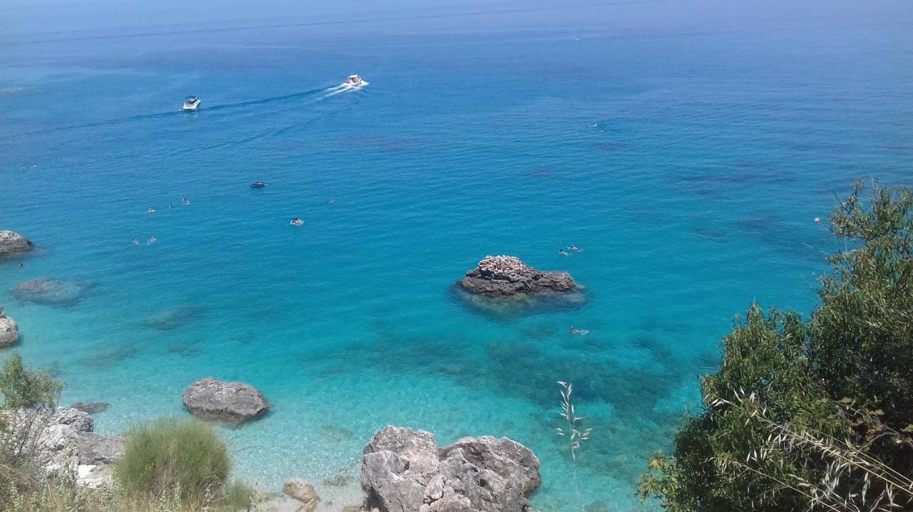 La Casa Rossa Villa Áyios Nikítas Dış mekan fotoğraf