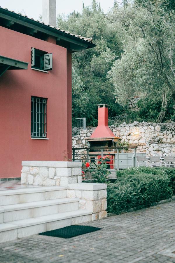 La Casa Rossa Villa Áyios Nikítas Dış mekan fotoğraf
